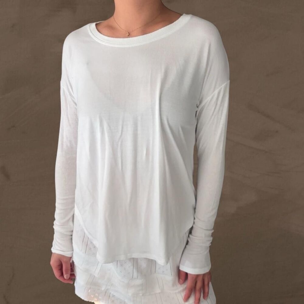 Athleta white long sleeve shirt cozy size small